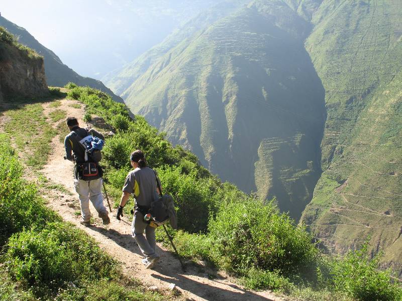 trekking